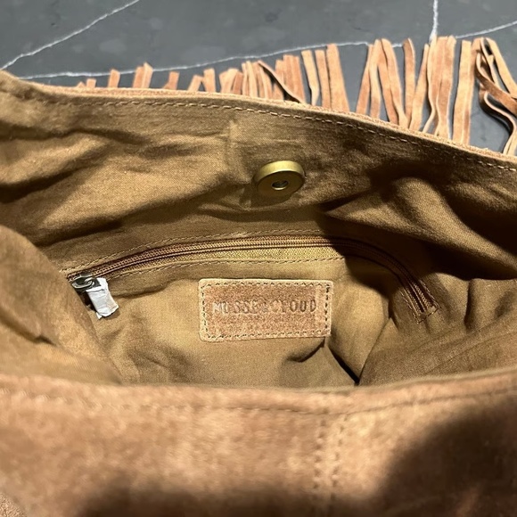 NWOT Musse & Cloud Suede Fringed Bag - Picture 2 of 7